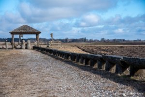 Gardų ozo pažintinis takas