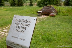 Darsūniškio šaltinis Liutika