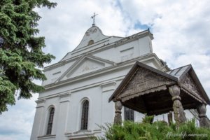 Darsūniškio bažnyčia