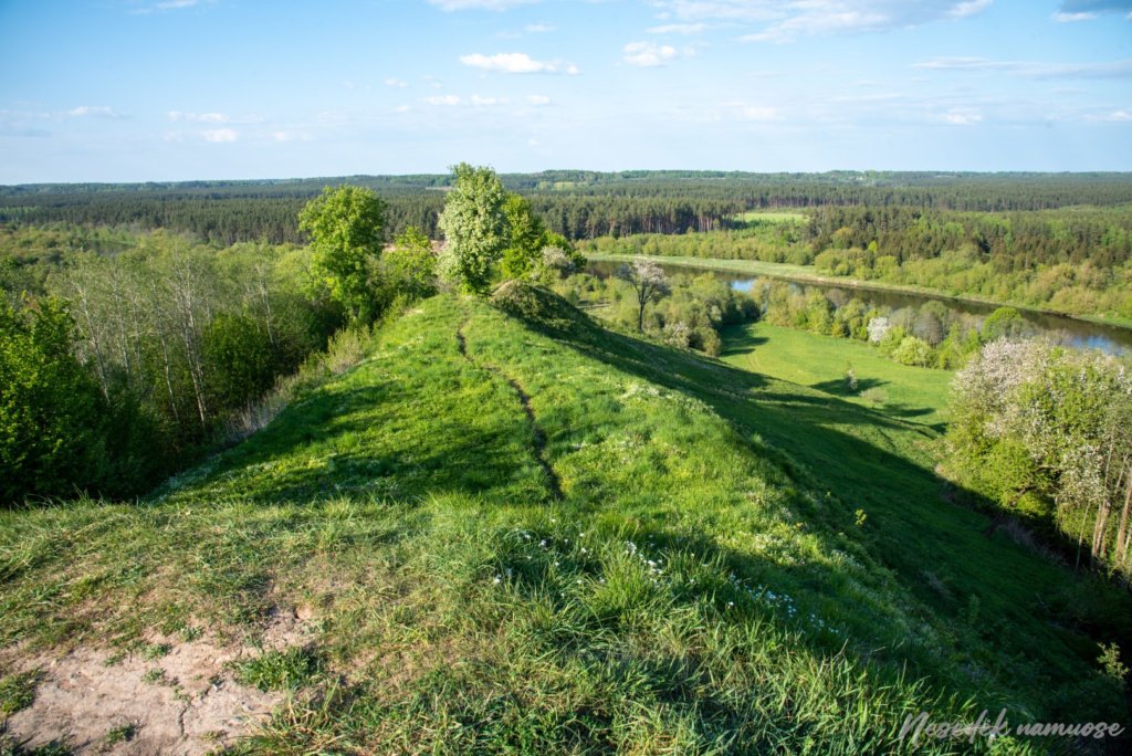 Budelių piliakalnis