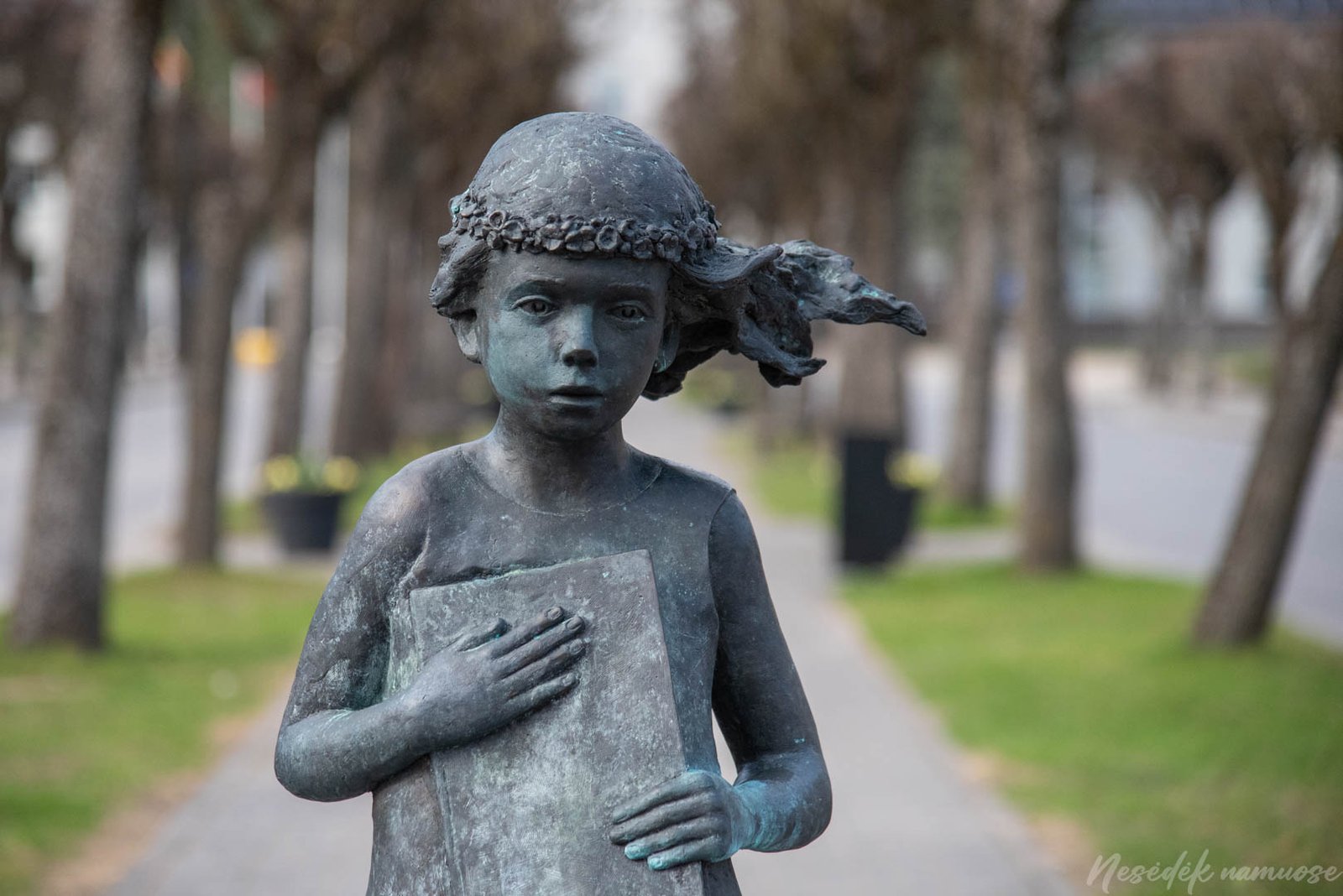 Šakiai. Skulptūra "Simboliai laike"